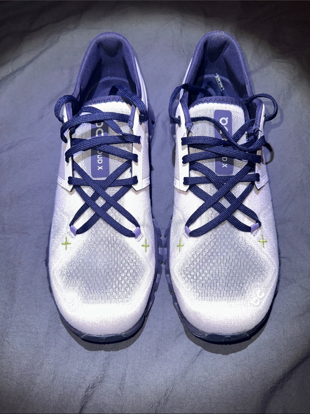 On Running Cloud X 3 Lightweight Running Shoes in Orchid/Iron
